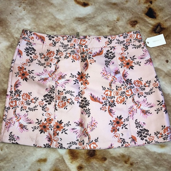 NWT Forever 21 skirt - Picture 2 of 4